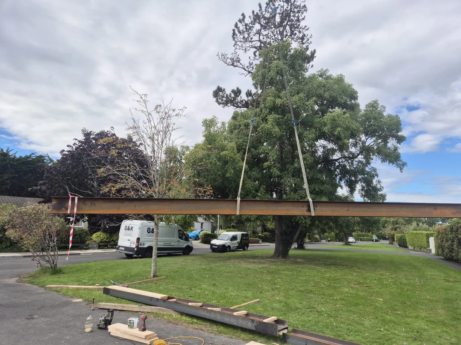 Steel beam lift